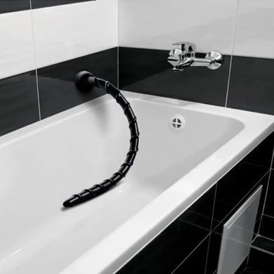Довгий закручений анальний плаг на присосці Hosed 18 Inch Swirl Thin Anal Snake чорний 48,3 см - основне фото
