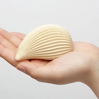 Вибратор для клитора Tenga Iroha+ Kushi телесный 8,8 см - основное фото