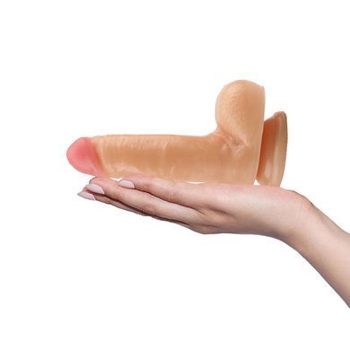 Реалистичный фаллоимитатор на присоске Chisa Novelties Keep Love Flirt Dildo телесный 17 см - основное фото